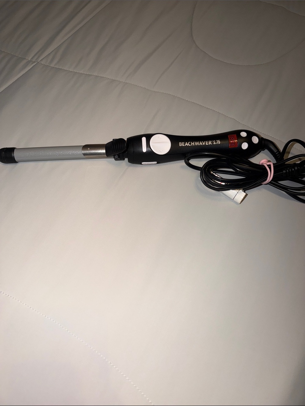 Beachwaver curling iron